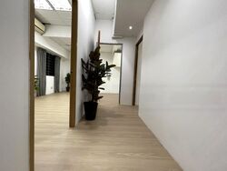 North Bridge Road (D7), Office #451591051